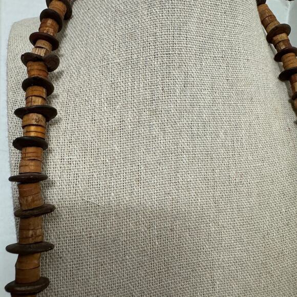 African Animal Necklace Flat Wood & African Beads, Zebra, Giraffe, Leopard, Lion - Picture 4 of 11